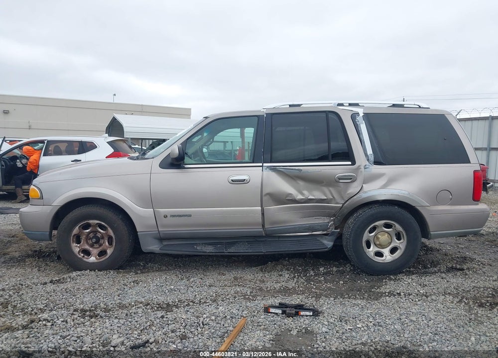 2002 LINCOLN NAVIGATOR VIN: 5LMEU27RX2LJ04094