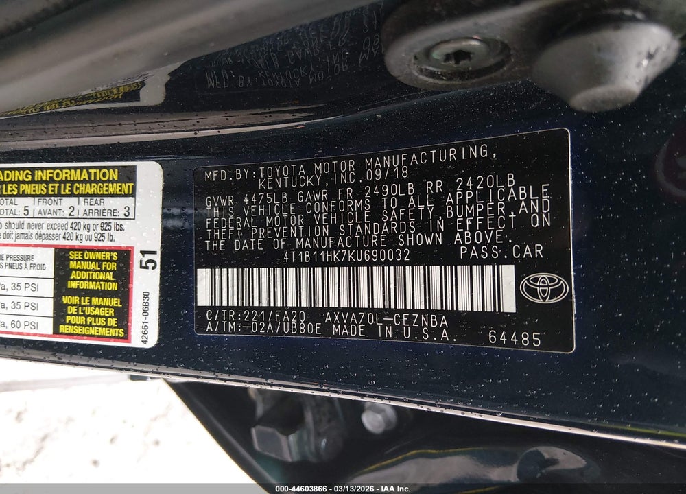 2019 TOYOTA CAMRY LE VIN: 4T1B11HK7KU690032