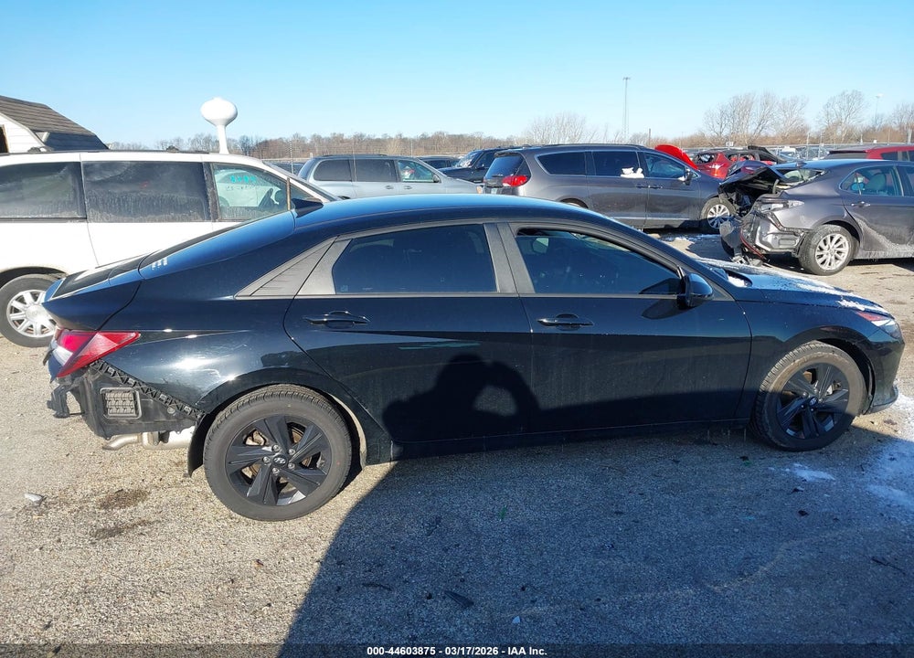 2021 HYUNDAI ELANTRA SEL VIN: KMHLM4AG7MU128170