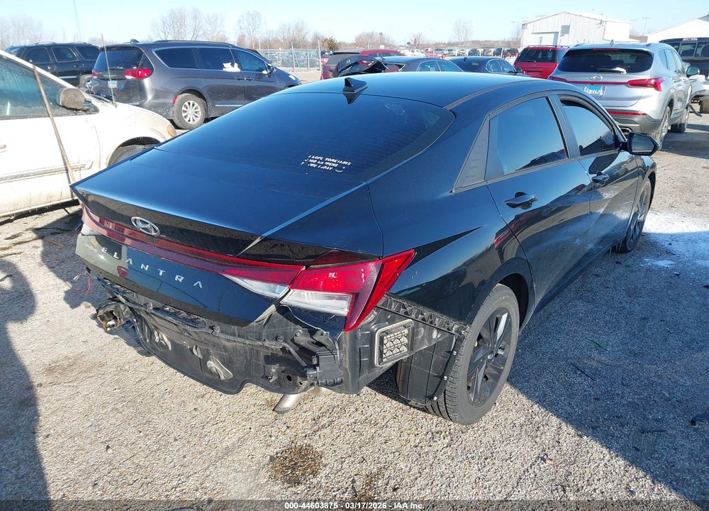 2021 HYUNDAI ELANTRA SEL VIN: KMHLM4AG7MU128170