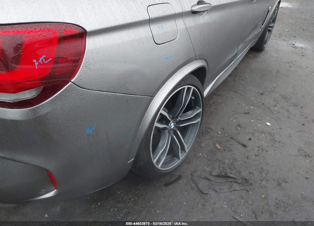 2016 BMW X5 M VIN: 5YMKT6C58G0R79357