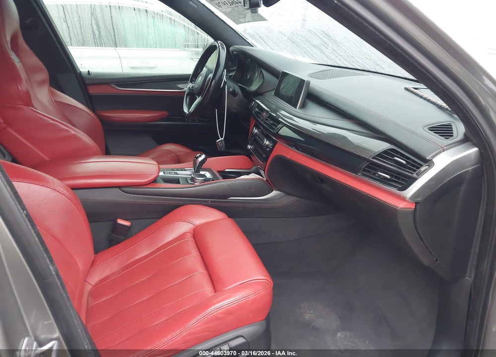 2016 BMW X5 M VIN: 5YMKT6C58G0R79357