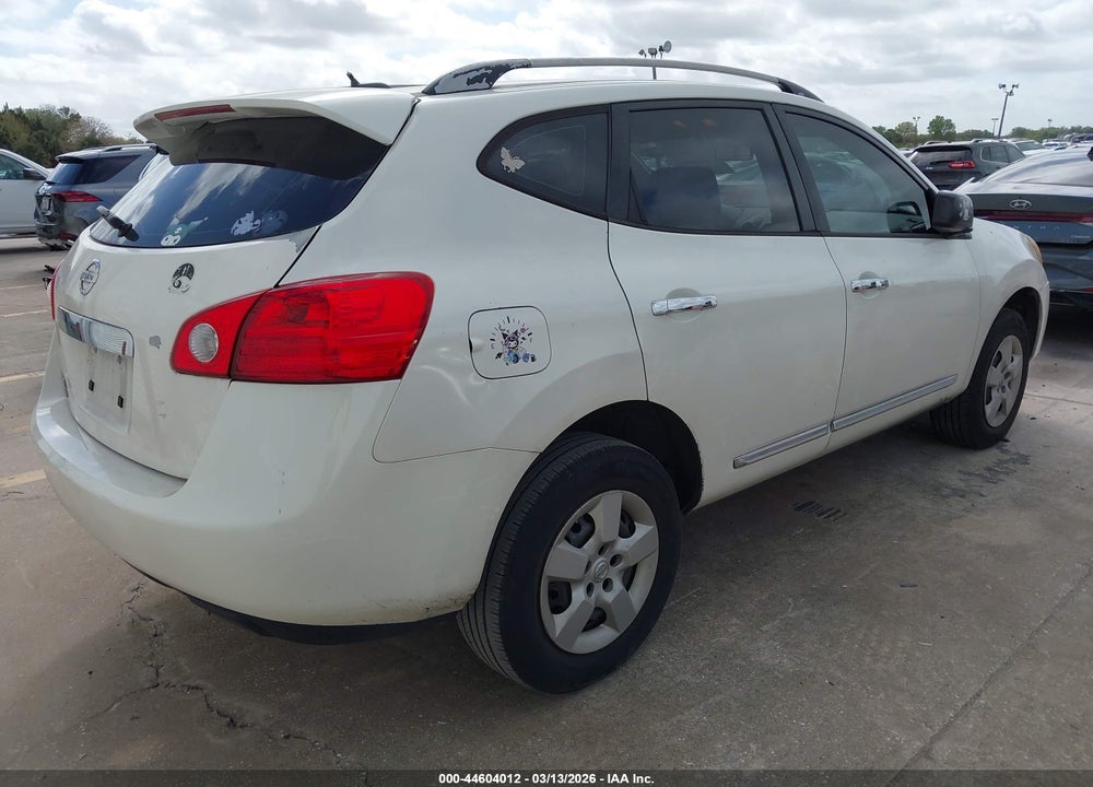 2014 NISSAN ROGUE SELECT S VIN: JN8AS5MTXEW606589