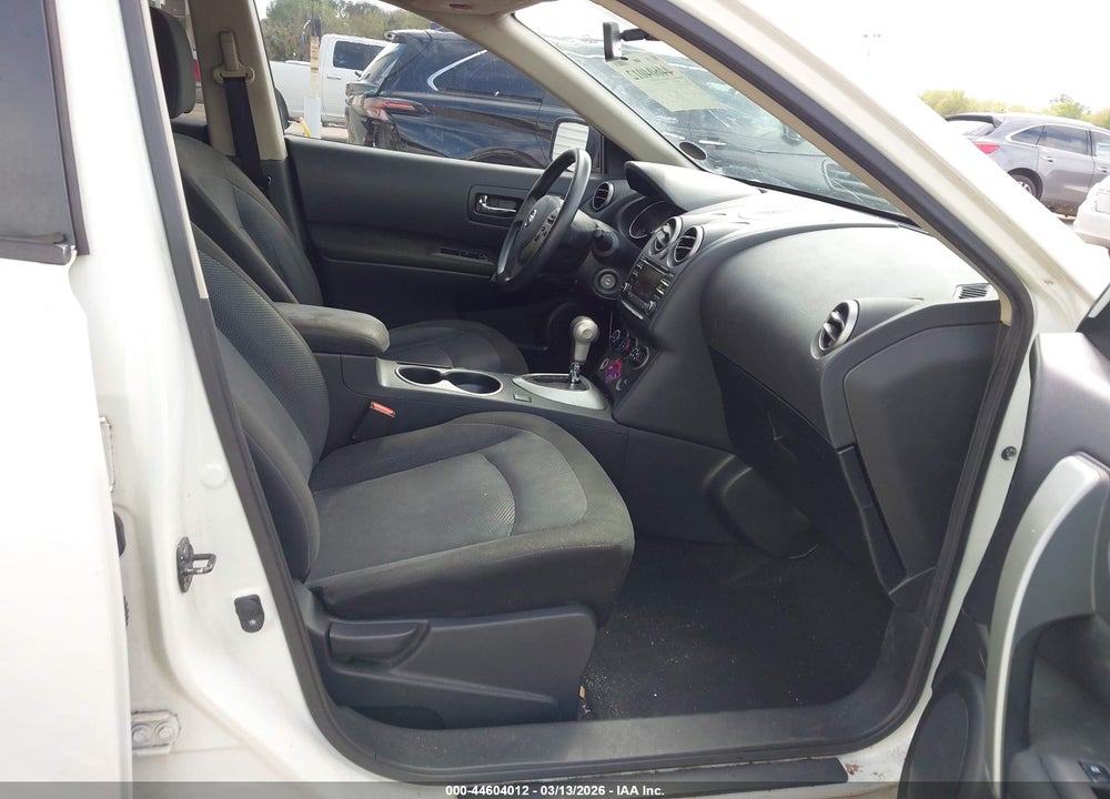 2014 NISSAN ROGUE SELECT S VIN: JN8AS5MTXEW606589