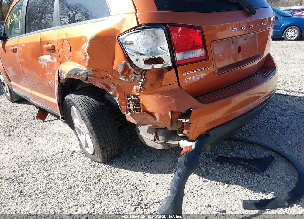 2011 DODGE JOURNEY MAINSTREET VIN: 3D4PG1FG7BT552592
