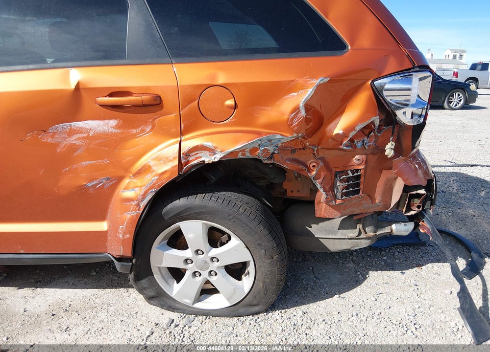 2011 DODGE JOURNEY MAINSTREET VIN: 3D4PG1FG7BT552592