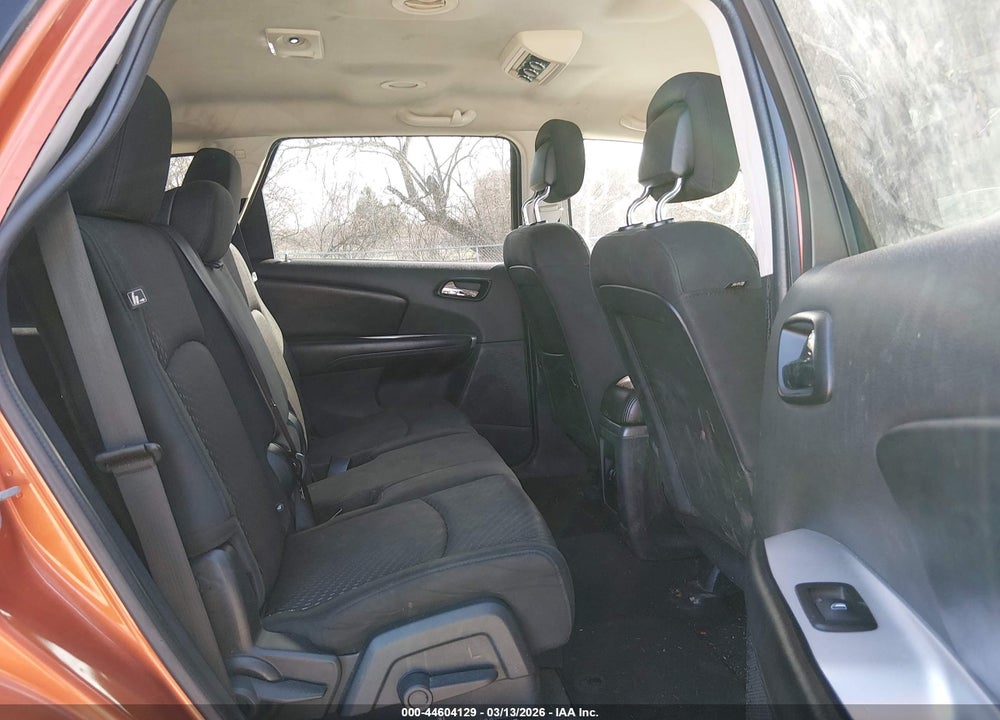 2011 DODGE JOURNEY MAINSTREET VIN: 3D4PG1FG7BT552592