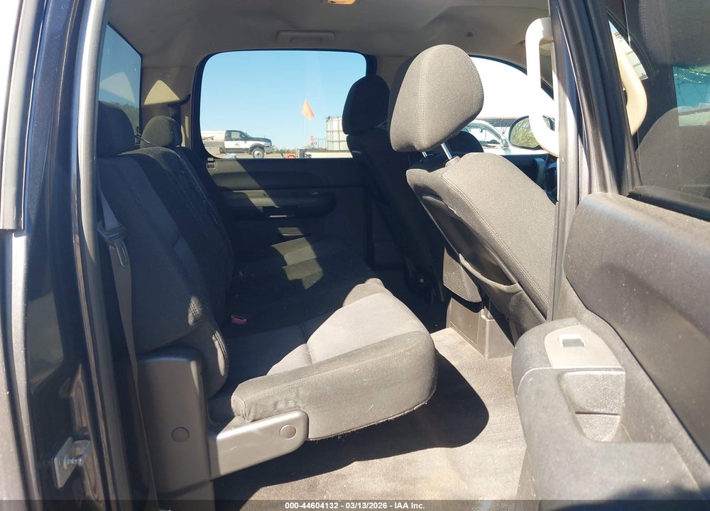 2010 CHEVROLET SILVERADO 1500 LT VIN: 3GCRCSE05AG141632