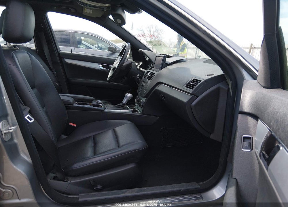 2008 MERCEDES-BENZ C 300 LUXURY 4MATIC/SPORT 4MATIC VIN: WDDGF81X28F115172