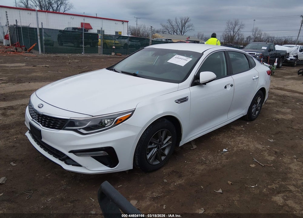 2019 KIA OPTIMA LX VIN: 5XXGT4L32KG342375