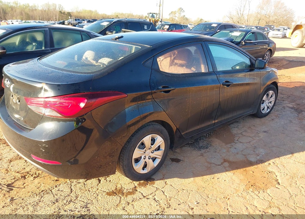 2016 HYUNDAI ELANTRA SE VIN: 5NPDH4AE3GH759881