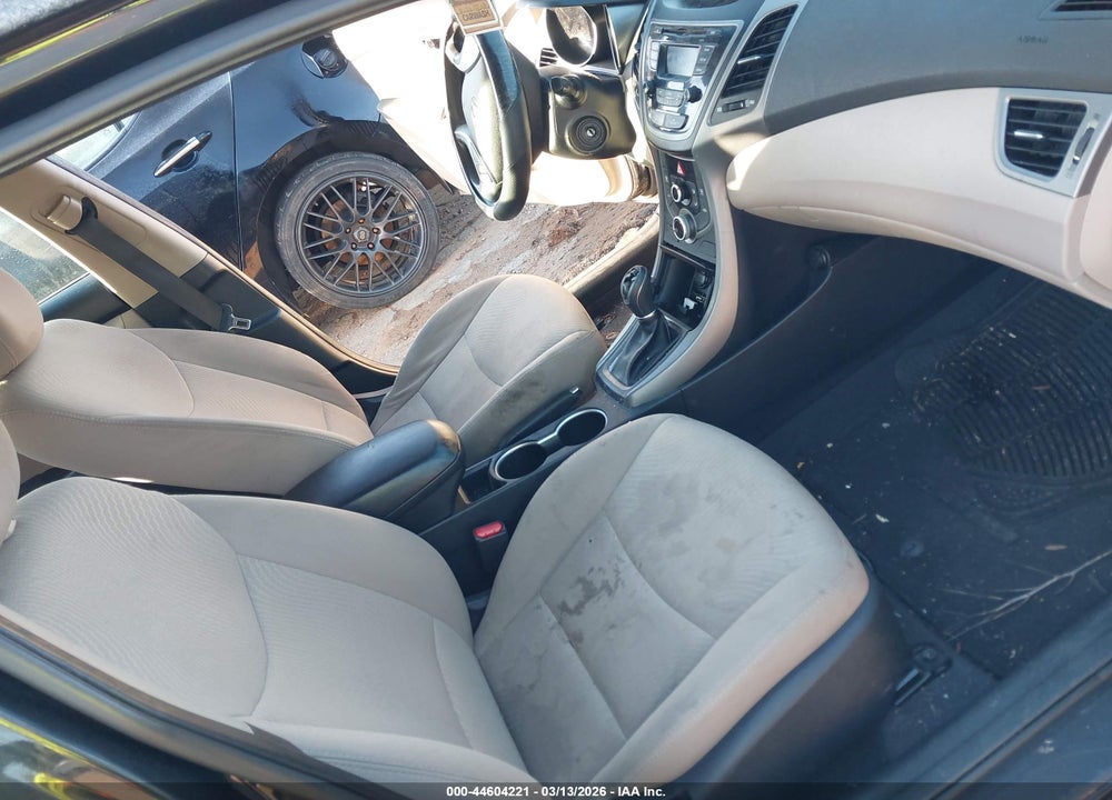 2016 HYUNDAI ELANTRA SE VIN: 5NPDH4AE3GH759881