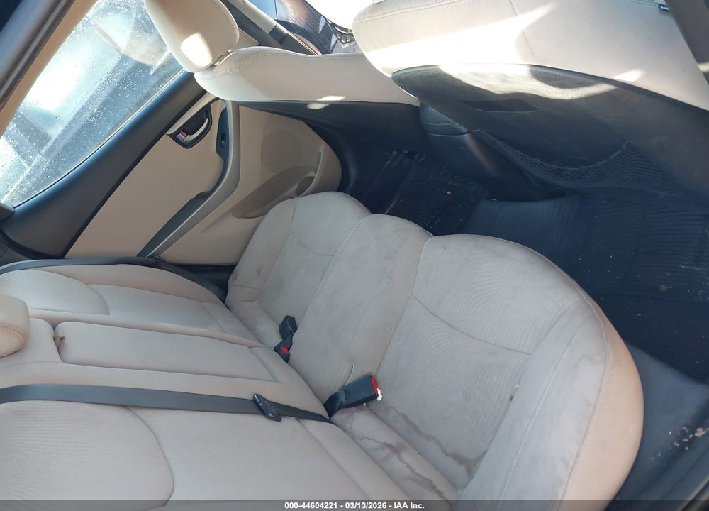 2016 HYUNDAI ELANTRA SE VIN: 5NPDH4AE3GH759881
