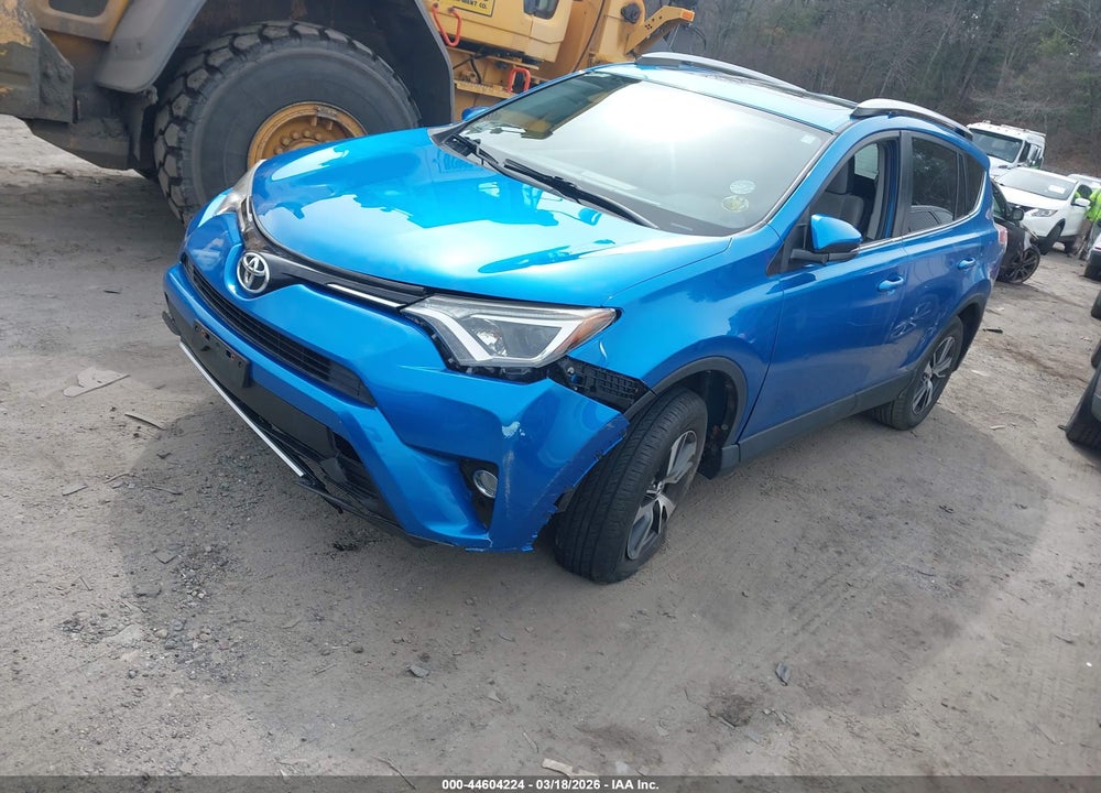 2016 TOYOTA RAV4 XLE VIN: JTMRFREV8GJ102326