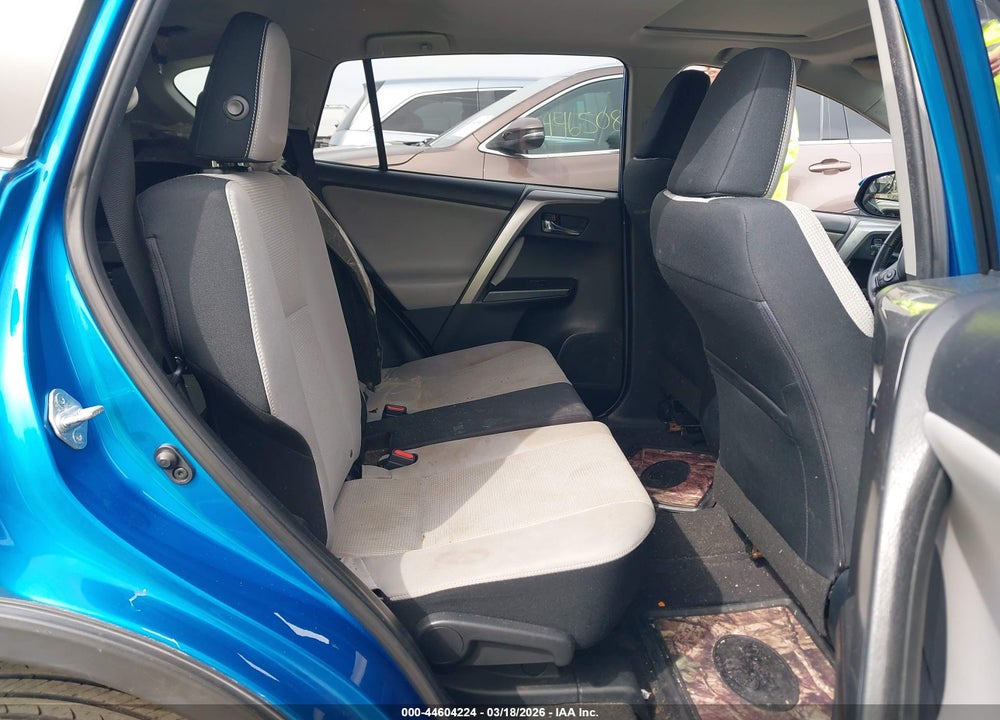 2016 TOYOTA RAV4 XLE VIN: JTMRFREV8GJ102326