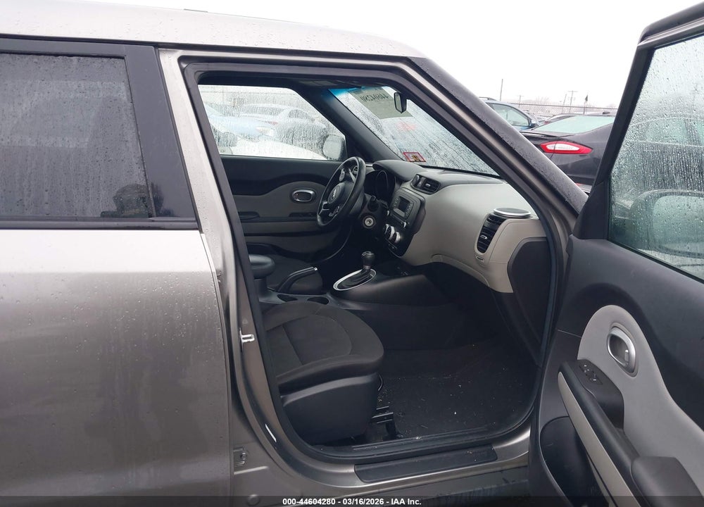 2015 KIA SOUL VIN: KNDJN2A22F7233718