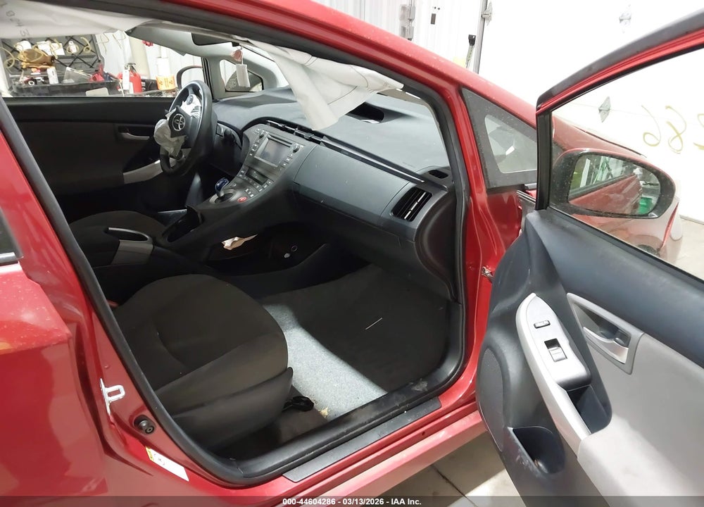 2014 TOYOTA PRIUS TWO VIN: JTDKN3DU0E1756986