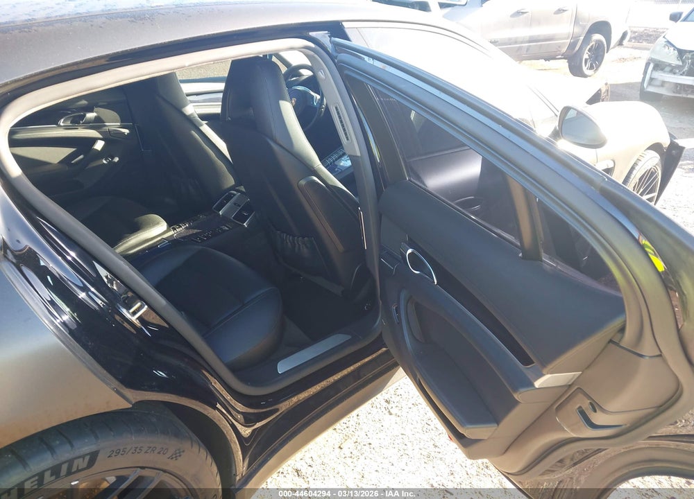 2016 PORSCHE PANAMERA 4 VIN: WP0AA2A71GL000980