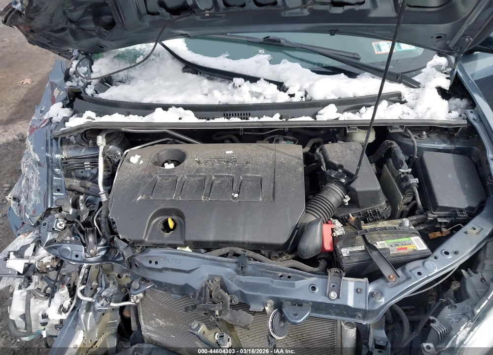 2018 TOYOTA COROLLA LE VIN: 2T1BURHE5JC046609