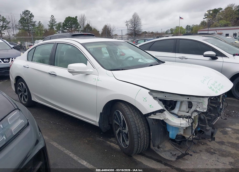 2017 HONDA ACCORD EX-L V6 VIN: 1HGCR3F84HA045094
