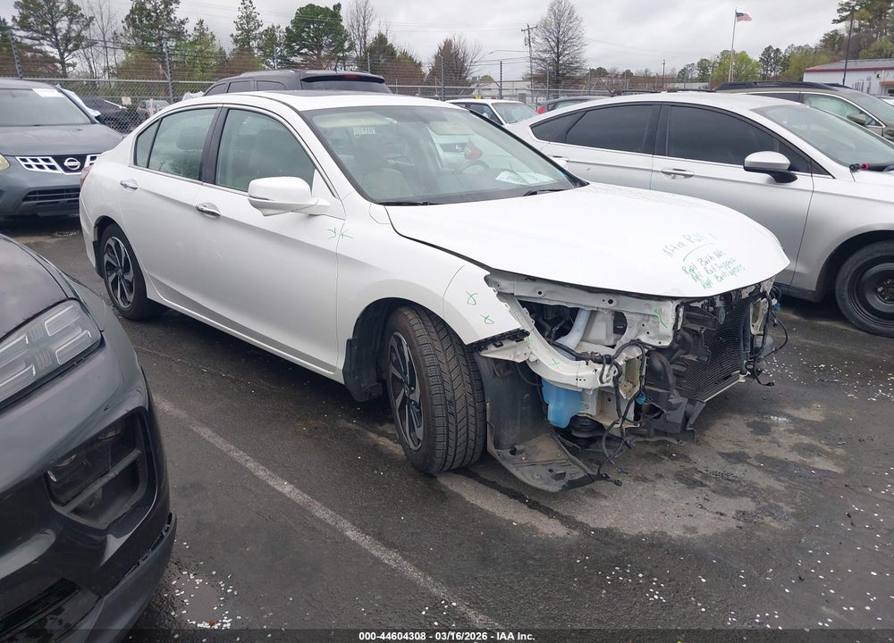 2017 HONDA ACCORD EX-L V6 VIN: 1HGCR3F84HA045094