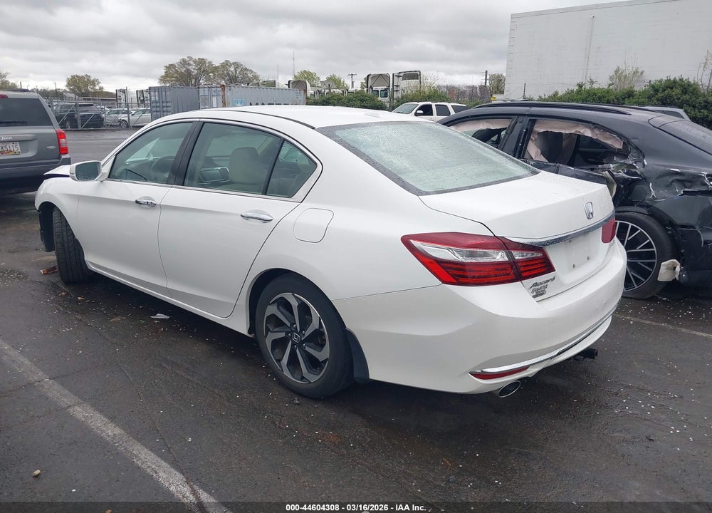 2017 HONDA ACCORD EX-L V6 VIN: 1HGCR3F84HA045094