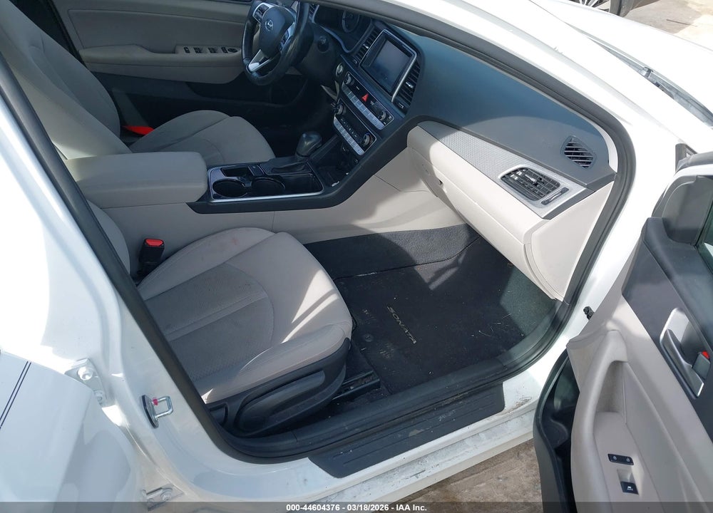 2019 HYUNDAI SONATA SEL VIN: 5NPE34AF8KH800882