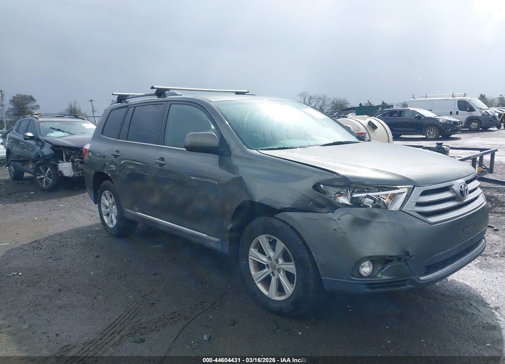 2012 TOYOTA HIGHLANDER BASE V6 VIN: 5TDBK3EH1CS162854