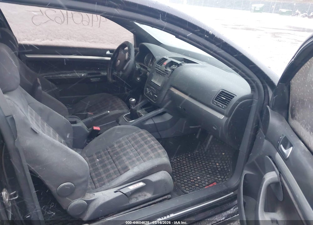 2008 VOLKSWAGEN GTI 2-DOOR VIN: WVWEV71K58W175238