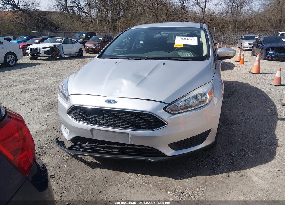 2017 FORD FOCUS SE VIN: 1FADP3F27HL204107