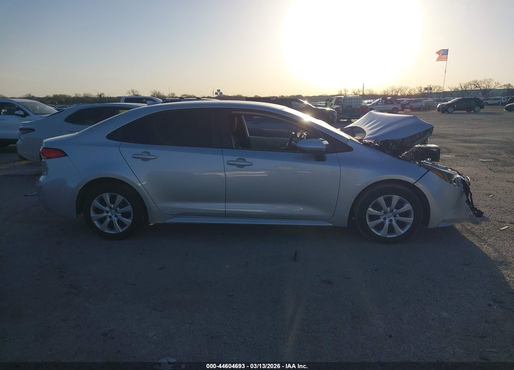 2021 TOYOTA COROLLA LE VIN: 5YFEPMAE1MP215126