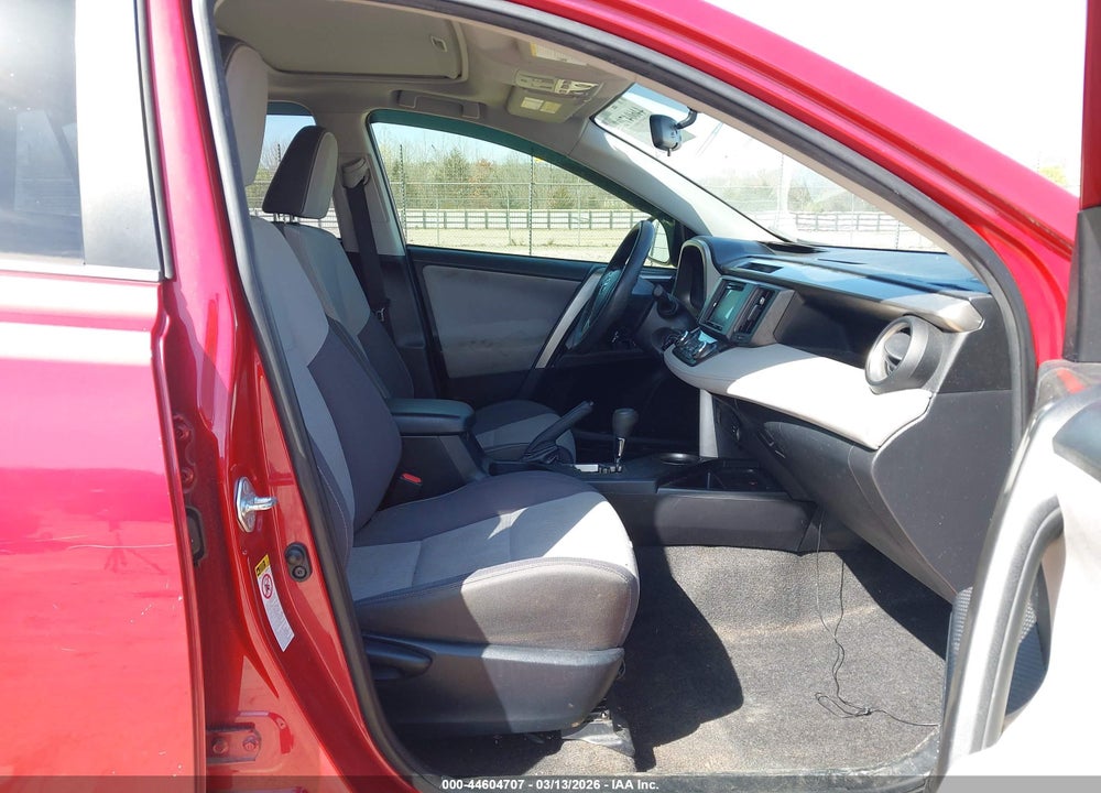 2014 TOYOTA RAV4 XLE VIN: JTMWFREVXEJ007024