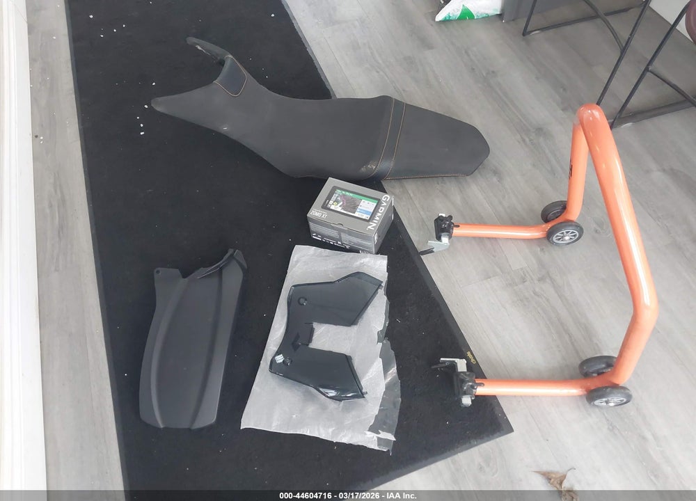 2020 KTM 790 ADVENTURE R VIN: VBKTR3401LM789477