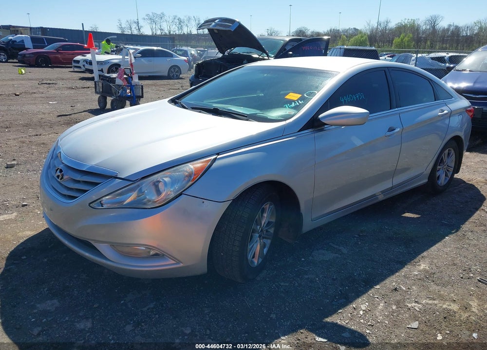 2013 HYUNDAI SONATA GLS VIN: 5NPEB4ACXDH573786
