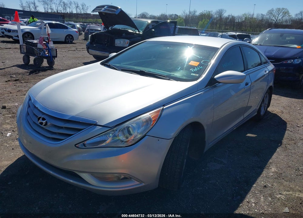 2013 HYUNDAI SONATA GLS VIN: 5NPEB4ACXDH573786