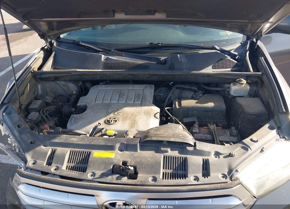 2011 TOYOTA HIGHLANDER SE V6 VIN: 5TDZK3EH2BS040565