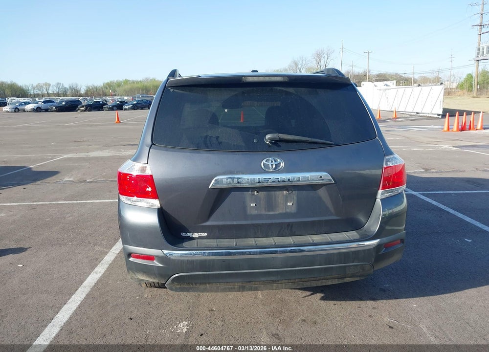 2011 TOYOTA HIGHLANDER SE V6 VIN: 5TDZK3EH2BS040565