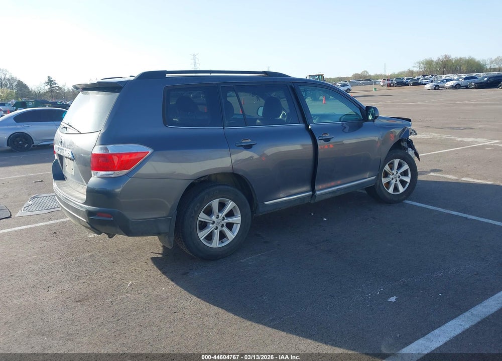 2011 TOYOTA HIGHLANDER SE V6 VIN: 5TDZK3EH2BS040565