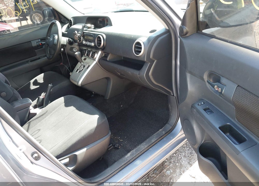 2009 SCION XB VIN: JTLKE50E991090232