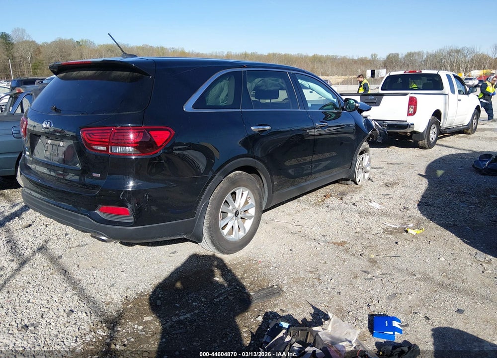 2019 KIA SORENTO 2.4L L VIN: 5XYPG4A33KG583865