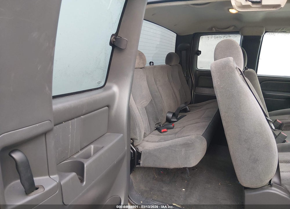 2005 CHEVROLET SILVERADO 1500 Z71 VIN: 1GCEK19B75Z330702