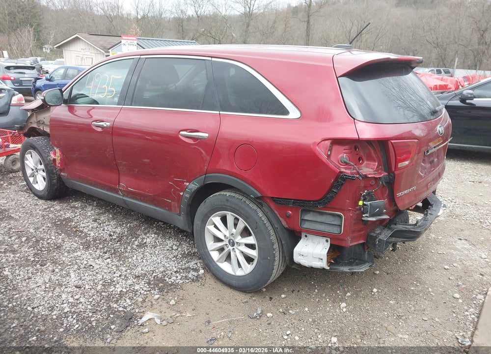 2019 KIA SORENTO 2.4L LX VIN: 5XYPGDA32KG570217