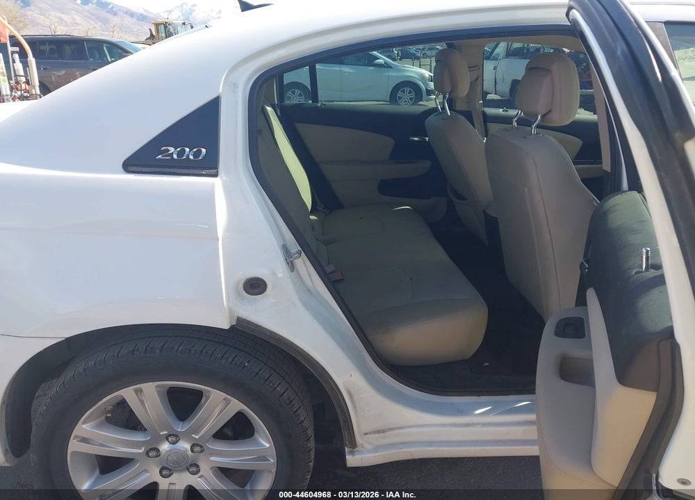 2012 CHRYSLER 200 TOURING VIN: 1C3CCBBGXCN125254