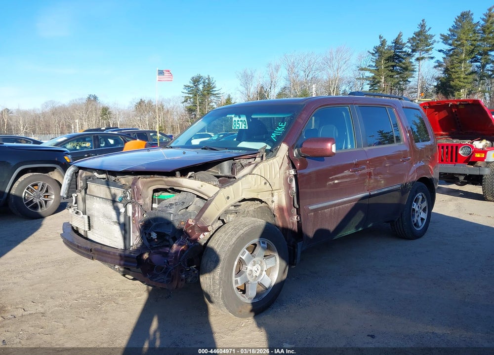 2011 HONDA PILOT TOURING VIN: 5FNYF4H93BB097811