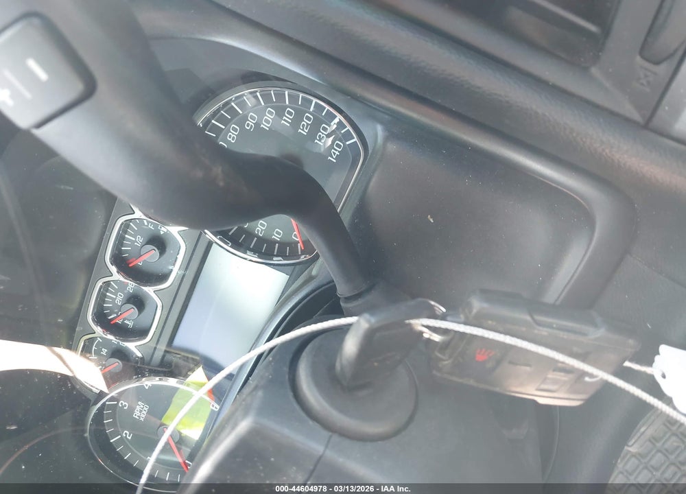 2014 CHEVROLET SILVERADO 1500 1LT VIN: 3GCUKREC0EG245340