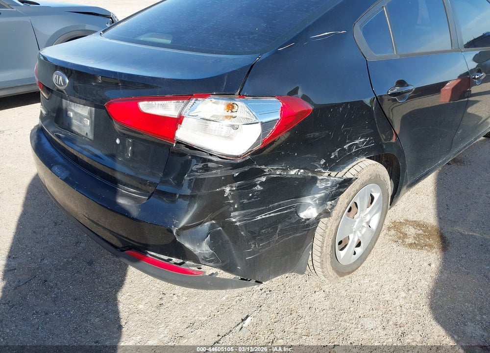 2014 KIA FORTE LX VIN: KNAFK4A69E5245806