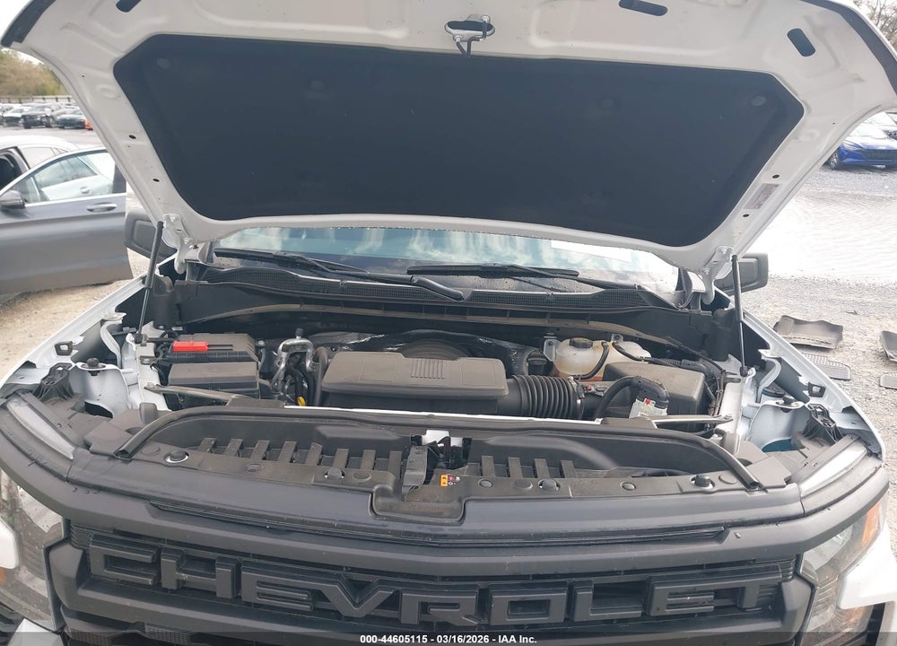2025 CHEVROLET SILVERADO 1500 4WD  SHORT BED CUSTOM TRAIL BOSS VIN: 3GCUKCED7SG320360