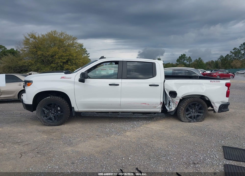 2025 CHEVROLET SILVERADO 1500 4WD  SHORT BED CUSTOM TRAIL BOSS VIN: 3GCUKCED7SG320360