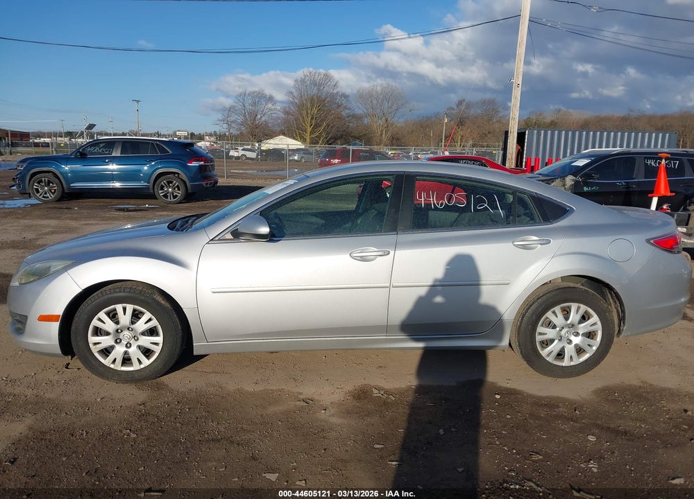 2011 MAZDA 6 I SPORT VIN: 1YVHZ8BH2B5M30302