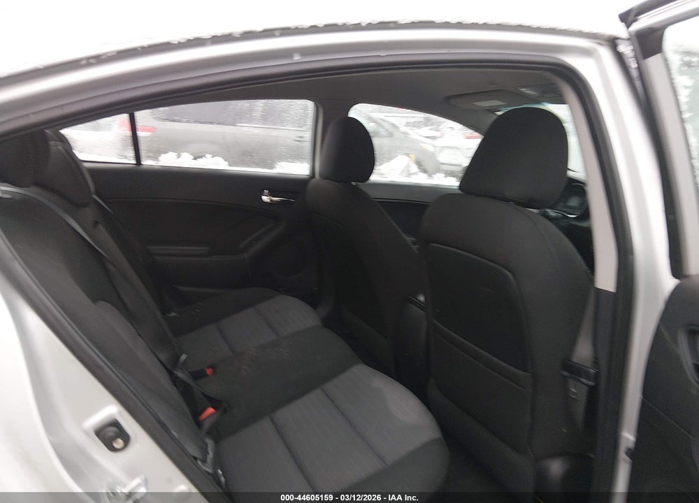 2015 KIA FORTE EX VIN: KNAFX4A84F5328354